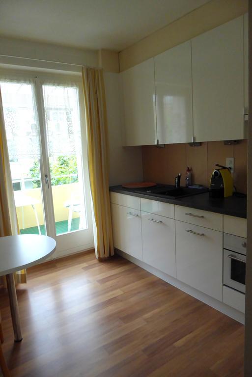 B&B Schlettstadterstrasse Basel Exterior photo