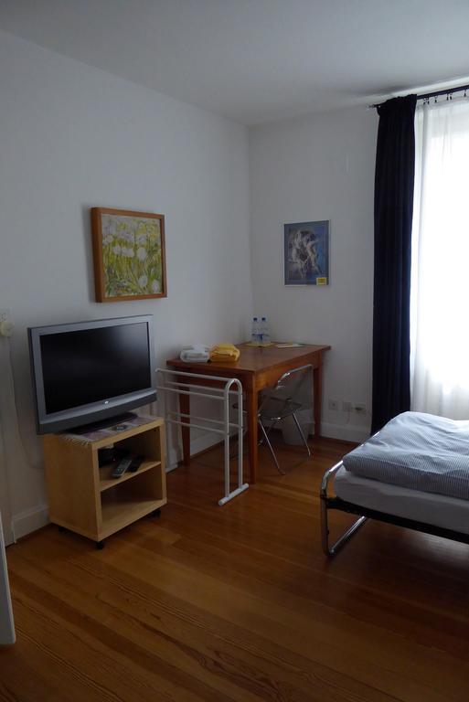 B&B Schlettstadterstrasse Basel Exterior photo